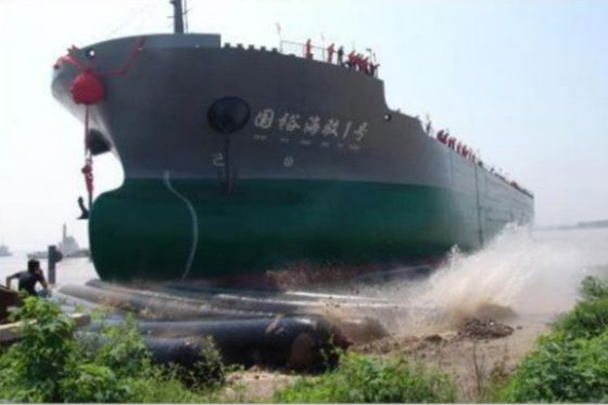 กระเป๋าลูกกลิ้งสำหรับการเปิดตัวและยกเรือ